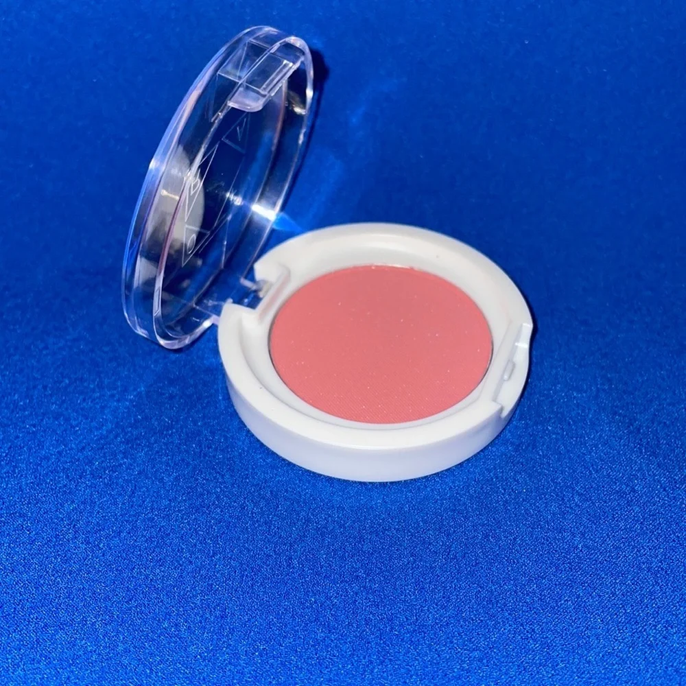 NEW!! OFRA Pressed Blush In Candy Apple